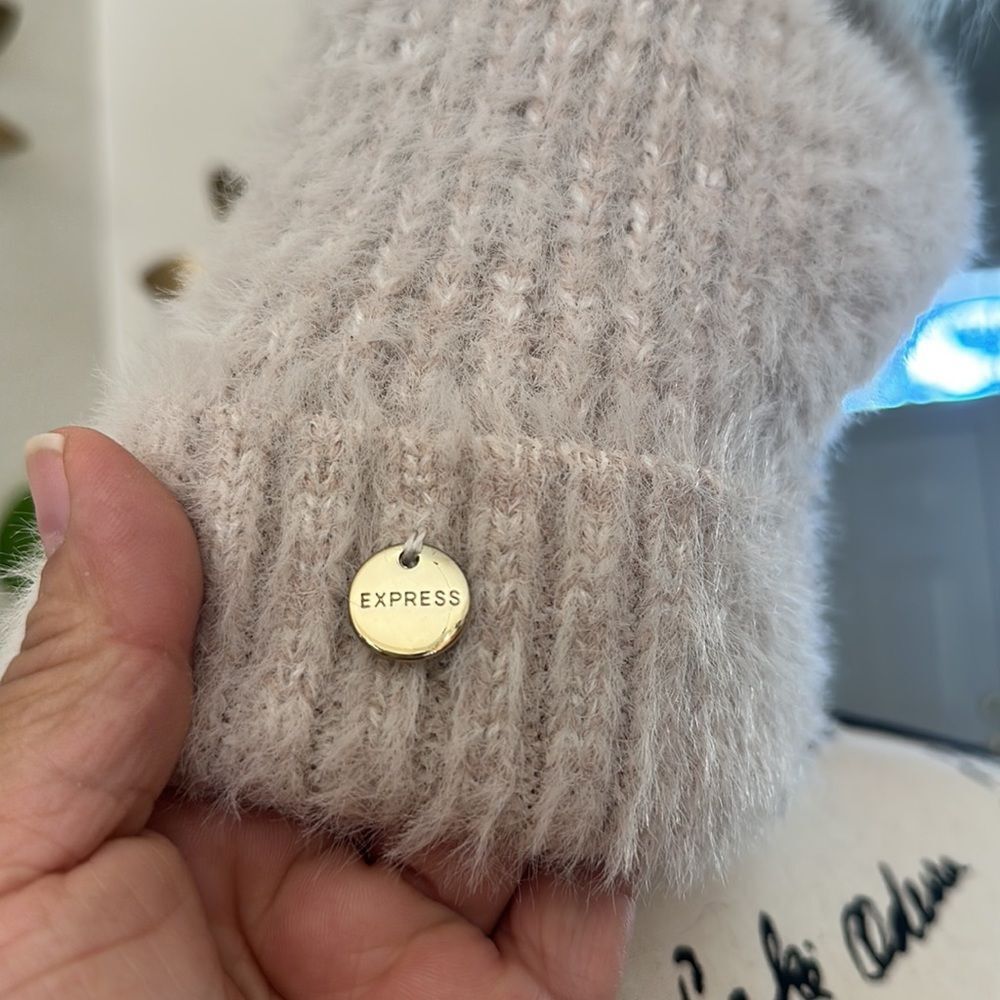 Express hat - Picture 3 of 5